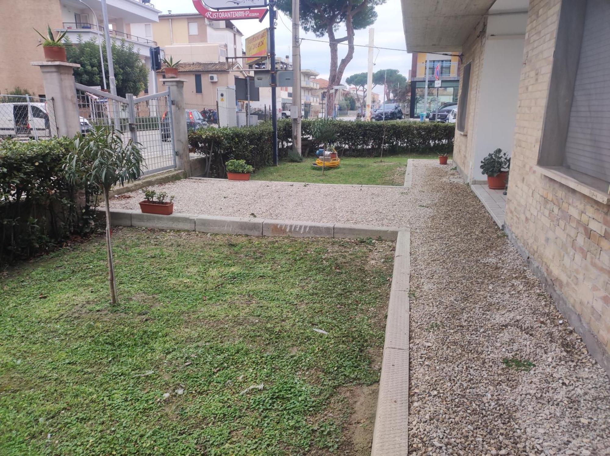 Casa Rosa Anna Martinsicuro